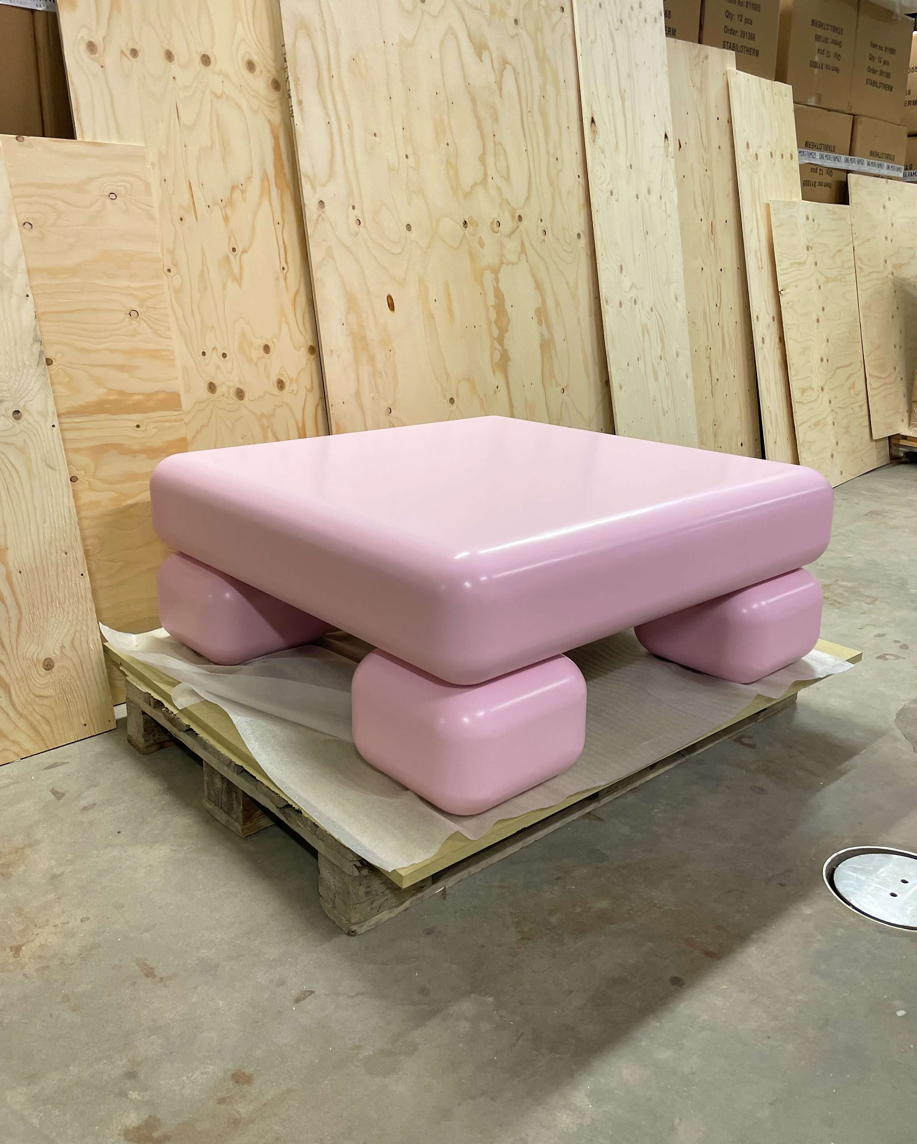 Blob Table Pink