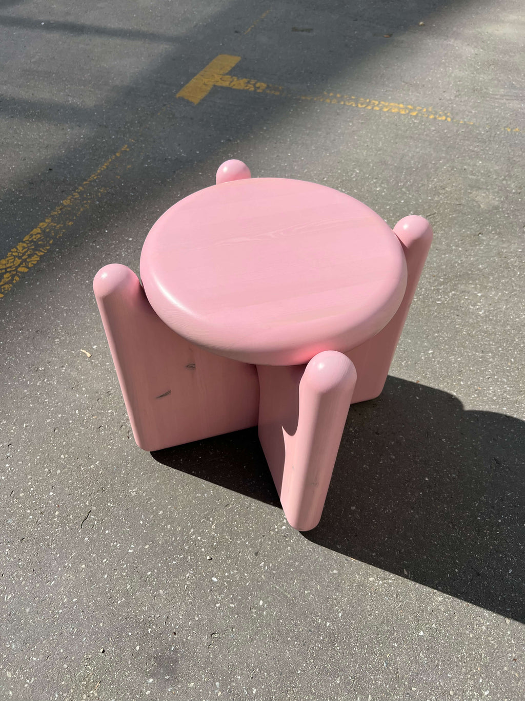 Chunky Stool Stained Pink