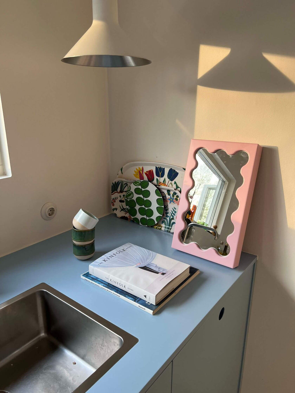 Curvy Mirror Micro Pink