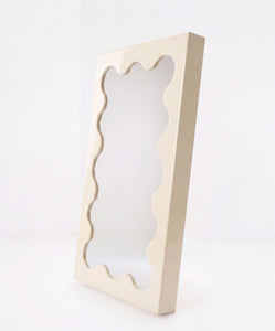 Curvy Mirror Cream