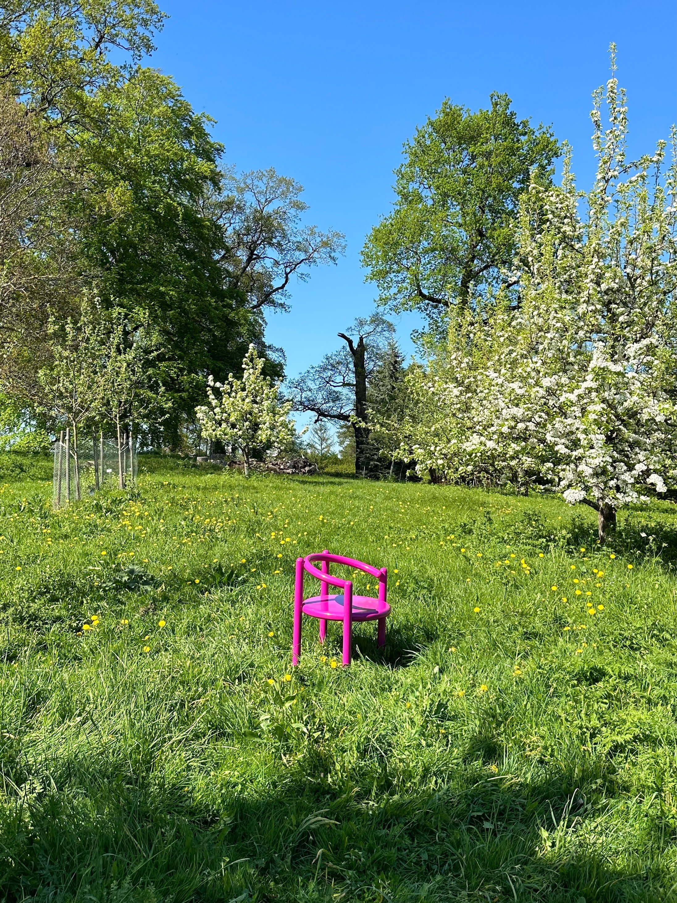 Pipe Chair Cerise