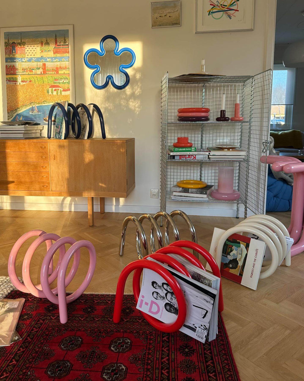 Spiral Stand Pink
